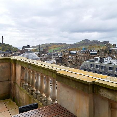 Апарт готель Cheval The Edinburgh Grand Екстер'єр фото The view from the rooftop terrace